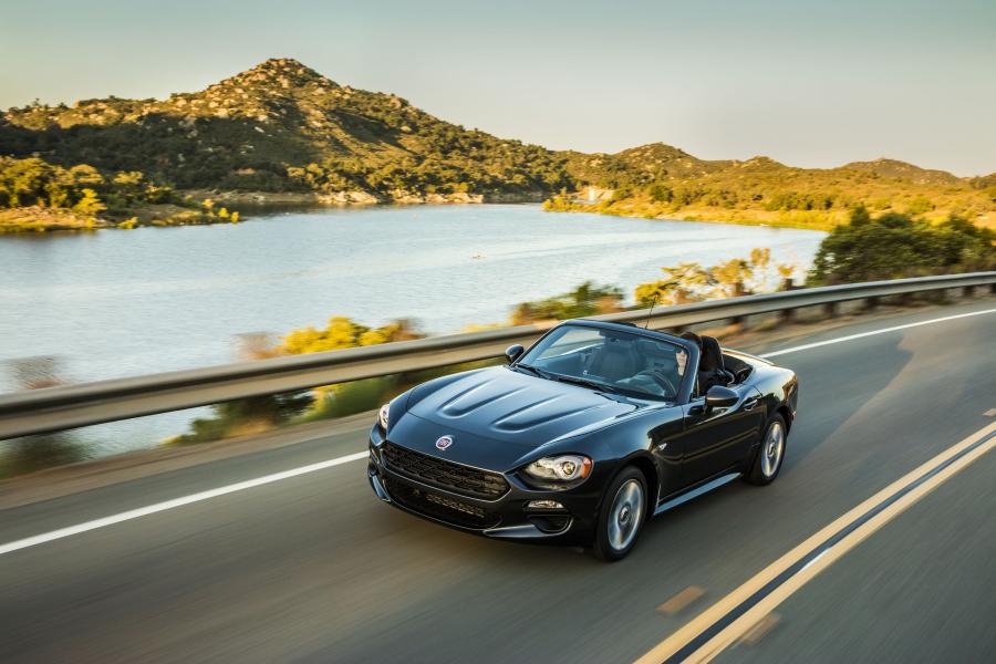  Fiat 124 Spider Classica (348) 2016 года  (NA) (фото 2 из 13)
